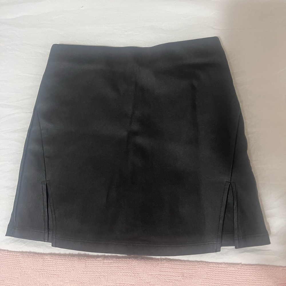 NWT Windsor Leather Skort